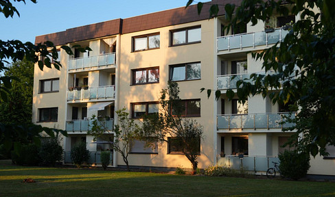 Wohnen im Grünen - Ihr Zuhause mit Balkon und 3 Zimmern