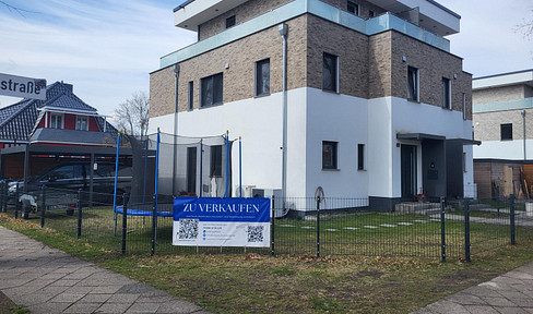 Citylage Falkensee - Doppelhaushälfte mit Dachterrasse für Selbstnutzer oder Anleger