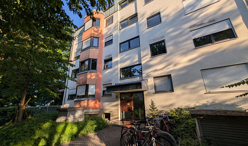 Ruhige 4-Zimmer-Wohnung nahe Erholungsgebiet mit Südbalkon
