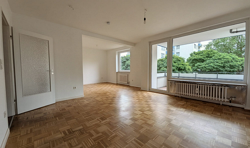 Bright, one-room apartment with a balcony, located near the old town of Buxtehude.
