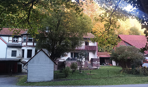 Exceptional renovation and development opportunity in a quiet location near the center of Kulmbach.
