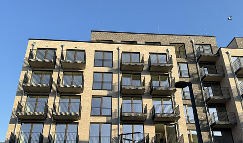 Exclusive 3-room apartment with a view of the courtyard and luxurious finishes.