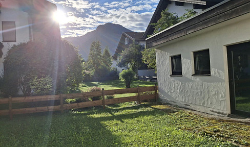 2-room apartment with garden and parking space.