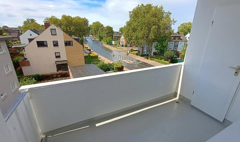 One-room apartment (34 m²) with a balcony, located in Herne.