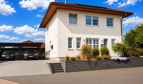 Moderne Stadtvilla in sonniger Südlage - Provisionsfrei!