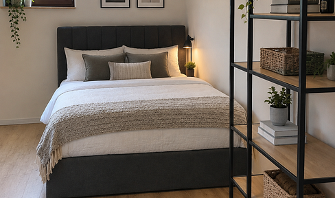 Stilvolle möblierte 1,5-Zimmer-Terrassenwohnung mit EBK