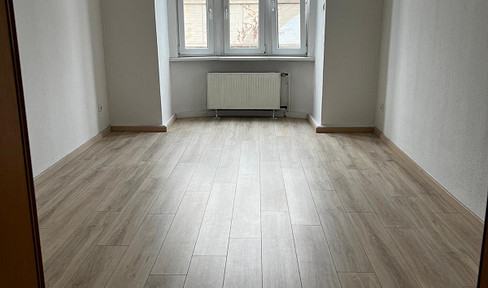 WG-Gründung (3 Personen): Neu sanierte 4,5 Zimmer-Wohnung in Top-Lage