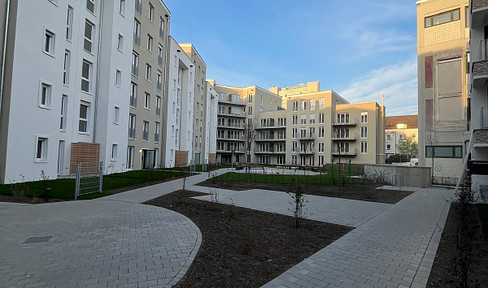 New construction: 3-room apartment with a 10 square meter balcony | 80 square meters.