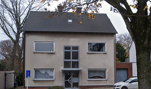 Newly renovated 3-room apartment (75 m²) with a garden, located in Essen-Frohnhausen.