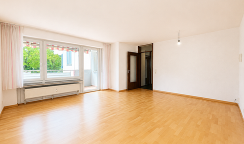 Bright 3-room apartment in a prime location in Renningen.