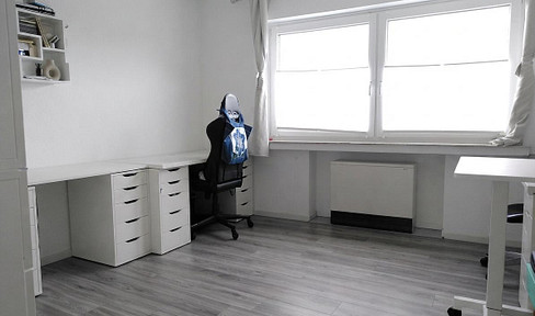 Excellent infrastructure and location | Includes kitchen | With garden and balcony | 2-minute walk to the S-Bahn (suburban train).