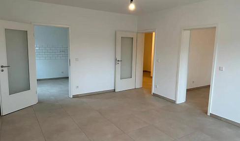 Renovated apartment with balcony for rent, Dortmund - Westrich.