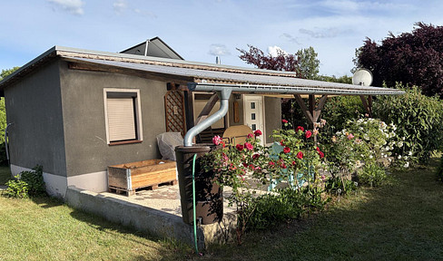 Modernisierter Bungalow auf Eigentumsgrundstück am Jersleber See – ruhige Lage mit Seezugang