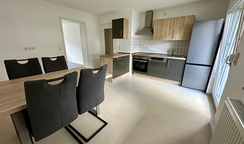 Frisch renovierte 2-Zimmer-Wohnung mit Balkon, Einbauküche und Stellplatz in der Zellerau