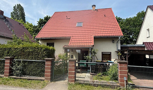 Cozy urban oasis - House with garden, 20 minutes from Alexanderplatz.