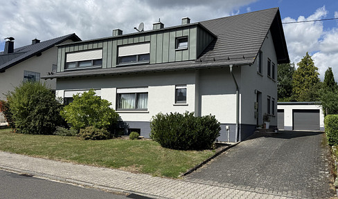 ETW-Montabaur 4ZKBWC (This likely refers to an apartment in Montabaur with 4 rooms and a bathroom/WC.)