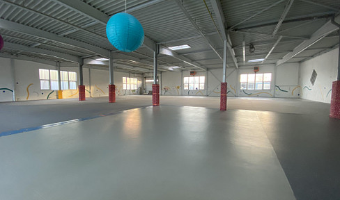 Werk- und Lagerhalle, Ex-Indoorspielplatz in Südhessen abzugeben!