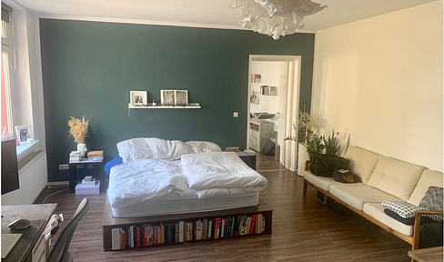 Modern apartment, 85 square meters, near Kollwitzplatz – 2 bathrooms, located in the Kulturbrauerei complex in the Prenzlauer Berg district of Berlin.