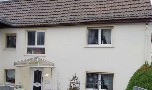 130 square meter, 5-room apartment with a house and garden, located in a suburb of Ranstadt.