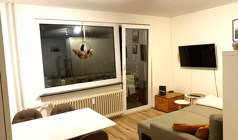 Provisionsfrei: Gepflegte 1,5-Zimmer-Wohnung mit Südbalkon und Blick in den Goethepark
