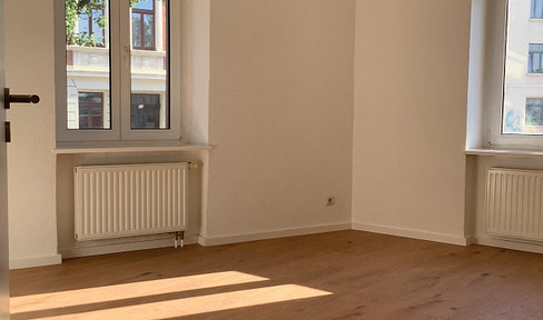 sanierte & helle 3-Raum Wohnung im Hochparterre ab 01.10.26 oder später