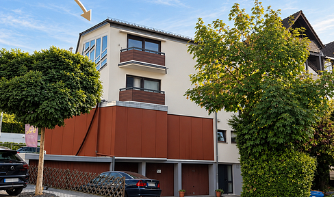 3-room apartment with balcony and castle view: high-quality renovated apartment in Königstein.