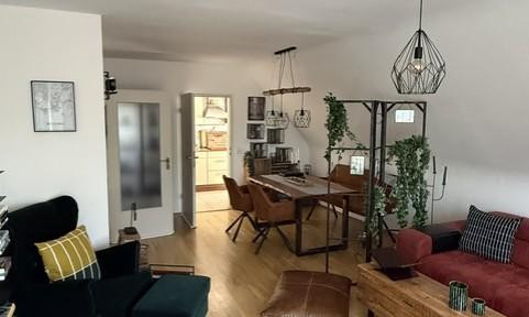 Lichtdurchlüftete 95m² Wohnung im Herzen von Eilendorf