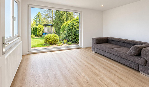 Furnished single room available for rent in Hamburg, starting immediately.