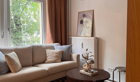 Top-renovated 1-bedroom apartment near Kantstraße - available immediately and fully furnished.