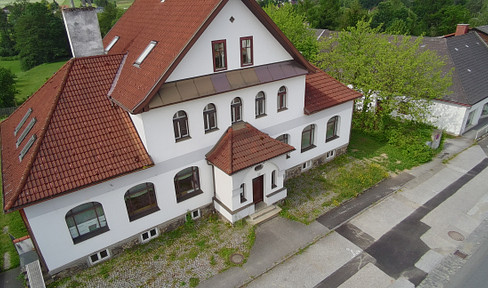 Generationenwohnen, Wohngemeinschaft oder Großfamilie