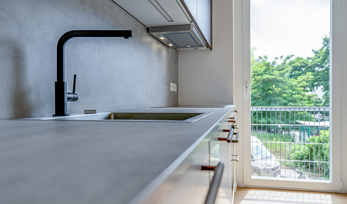 Frisch kernsanierte 3-Zimmer-Altbauwohnung in Berlin-Köpenick mit Balkon