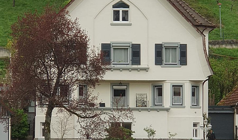 95 square meter apartment, including a separate studio apartment in the attic, located in a two-family house.