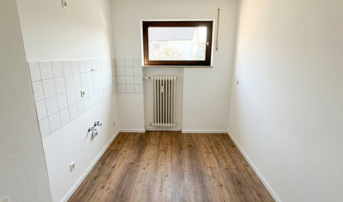 Frisch renoviert: helle 3-Zimmer-Wohnung mit sonnigem Balkon