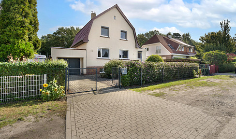 Saniertes Einfamilienhaus mit Charakter - 470 m² Grundstück in Berlin-Bohnsdorf