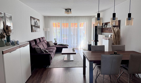 Bright 3-room apartment with balcony - quiet location - underground parking space - available directly from the owner, no agency fees.