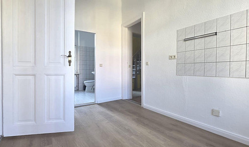 Two beautiful, renovated one-bedroom apartments are available on the 2nd and 3rd floors.
