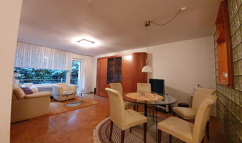2,5 Raum Altenbochum, Balkon, ruhig, grün, zentral, Bad: Wanne + Dusche, Echtholzparkett