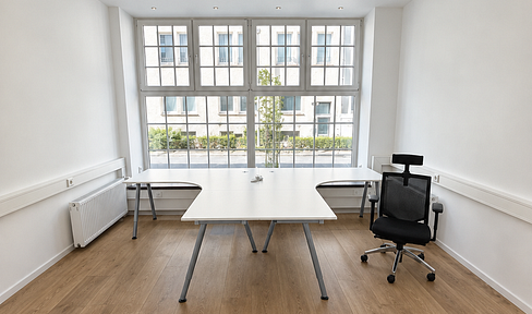 Effizient nutzbare Bürofläche / Atelier mit 80 m² (teilbar) in Krefeld