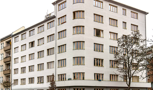 Bezugsfreie modernisierte 2-Zimmer Wohnung im sanierten Baudenkmal