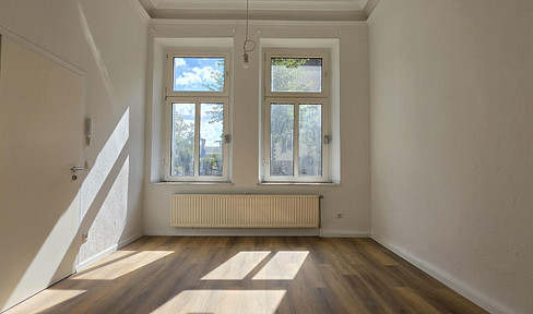 Helles Apartment mit Einbauküche – Erstbezug nach Sanierung