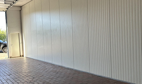Warehouse space with an outdoor area of 120 square meters, located in Iserlohn.