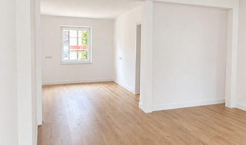 3-room apartment: Brand new, never occupied, completely renovated in the heart of the old town.