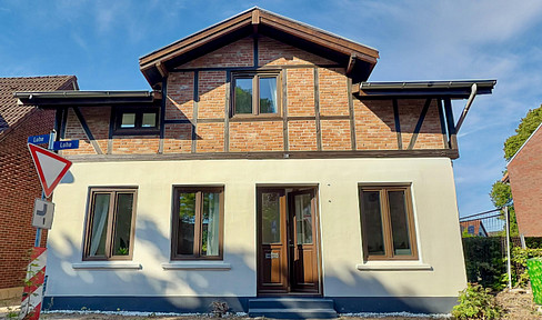 Wohnen mitten in Ahrensburg - EFH mit großzügigem Garten