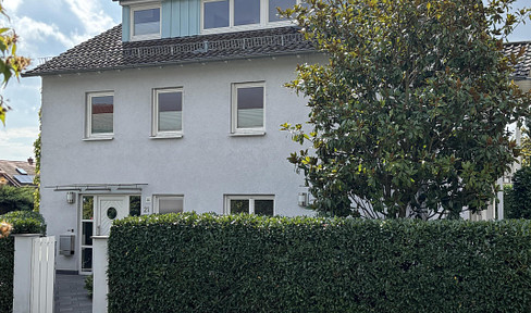 Helles, freistehendes Einfamilienhaus mit großem Garten in Bad Nauheim – Nieder-Mörlen