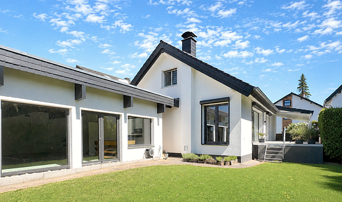 Modernes Einfamilienhaus mit Anbau, Kamin, Garten & Terrasse - bis zu 260m² Wohnfläche