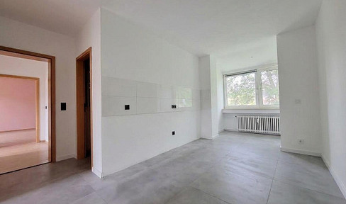 Modernisierte 4,5 Zimmer-KDB Wohnung (98qm) in ruhiger Lage von Essen-Dellwig (Gleisstr. 36)