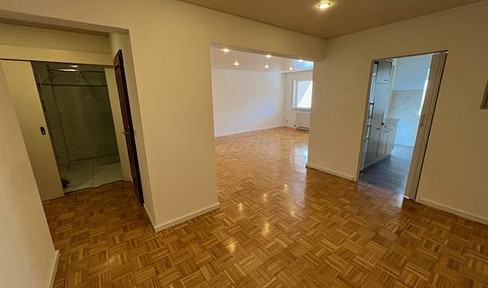 Neurenovierte 3,5-Zimmer-Wohnung am Waldrand in Pforzheim-Haidach