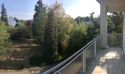 Helle 2-Zimmerwohnung mit Süd-Balkon und Blick ins Grüne