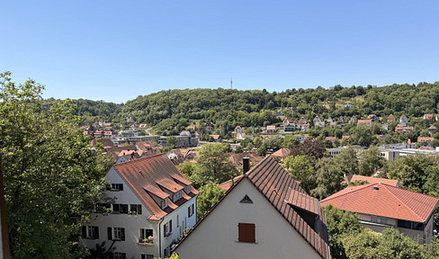 Detached house with a view of Hall, large garden.