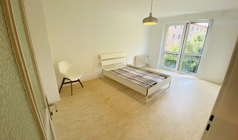 Bezugsfreie, helle 2-Zi. Wohnung, Prenzlauer Berg, Fernwärme